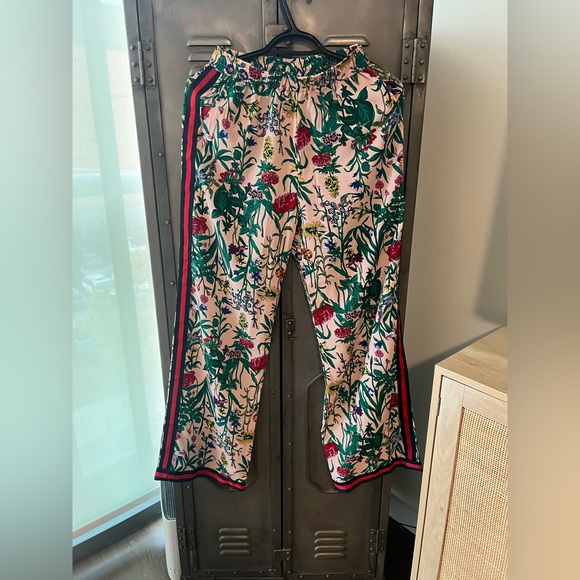 Floral Set - Picture 5 of 12